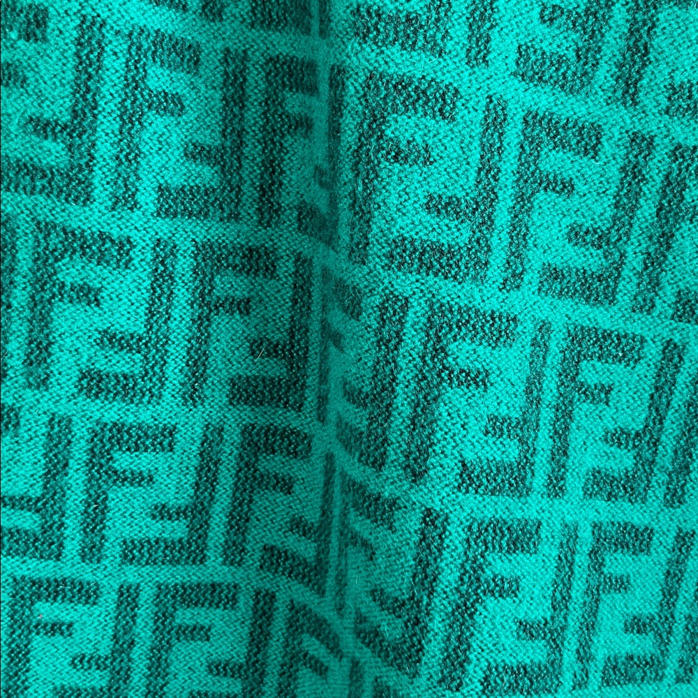 VTG Fendi Green Fringe Black Logo Scarf Wrap - Picture 4 of 8
